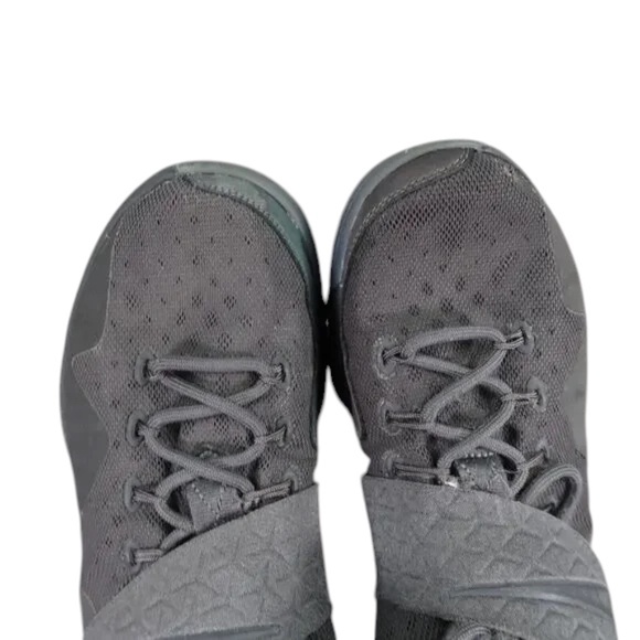 Nike Shoes Mens 9.5 Sneakers Lebron 14 Athletic Basketball Zero Dark Thirty 23 - Picture 4 of 15